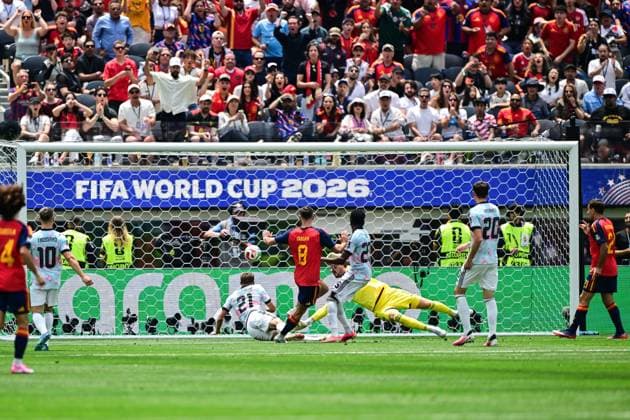 Spain s Fabian Ruiz scores a goal during a soccer game between Spain and Belgian national team, Nationalteam Red Devils, on Friday 10 July 2026 in Los Angeles, USA, in the 1 4 finals of the FIFA World Cup, WM, Weltmeisterschaft, Fussball 2026. DIRKxWAEM  x180901034x