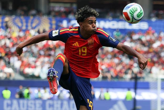 (260711) -- LOS ANGELES, July 11, 2026 -- Lamine Yamal of Spain competes during the quarter final match between Spain and Belgium at the 2026 FIFA World Cup, WM, Weltmeisterschaft, Fussball at Los Angeles Stadium in Los Angeles, the United States, July 10, 2026. ) (SP)U.S.-LOS ANGELES-FOOTBALL-FIFA WORLD CUP-QUARTER FINAL-ESP VS BEL BaixXuefei 