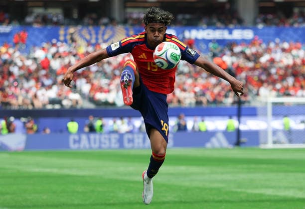 (260711) -- LOS ANGELES, July 11, 2026 -- Lamine Yamal of Spain competes during the quarter final match between Spain and Belgium at the 2026 FIFA World Cup, WM, Weltmeisterschaft, Fussball at Los Angeles Stadium in Los Angeles, the United States, July 10, 2026. ) (SP)U.S.-LOS ANGELES-FOOTBALL-FIFA WORLD CUP-QUARTER FINAL-ESP VS BEL BaixXuefei 
