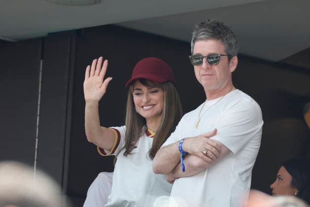 Spanish actress Penélope Cruz (L) reacts in a 2026 FIFA World Cup, WM, Weltmeisterschaft, Fussball quarterfinal match between Spain and Belgium at SoFi Stadium in Los Angeles, USA, 10 July 2026. FIFA World Cup 2026 - quarterfinal - Spain vs. Belgium !ACHTUNG: NUR REDAKTIONELLE NUTZUNG!  Copyright: xLavandeira.xJrx AMDEP8569 20260710-55020862367_1