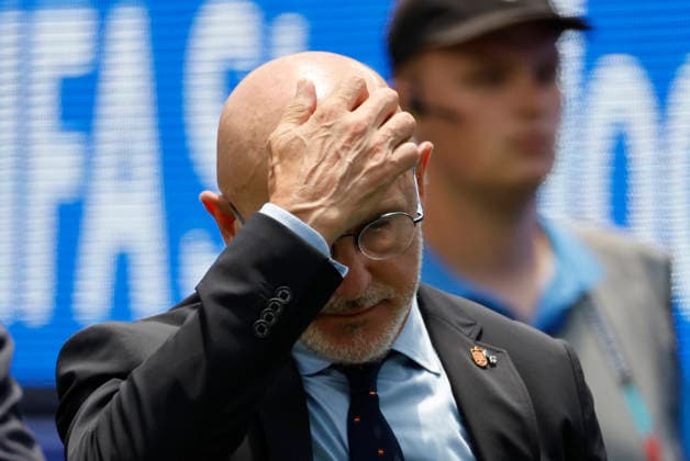 Spain s head coach, Luis de la Fuente, reacts in a 2026 FIFA World Cup, WM, Weltmeisterschaft, Fussball quarterfinal match between Spain and Belgium at SoFi Stadium in Los Angeles, USA, 10 July 2026. FIFA World Cup 2026 - quarterfinal - Spain vs. Belgium !ACHTUNG: NUR REDAKTIONELLE NUTZUNG!  Copyright: xLavandeira.xJrx AMDEP8587 20260710-55020862417_1