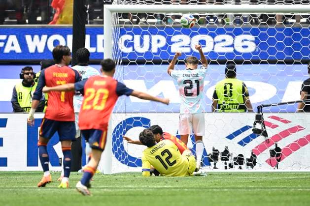 Spain vs Belgium - FIFA World Cup, WM, Weltmeisterschaft, Fussball 2026 LOS ANGELES, UNITED STATES OF AMERICA - JULY 10 : Lammens Senne goalkeeper of Belgium pictured during the FIFA World Cup 2026 round of 8 match between Spain and Belgium at the SoFi stadium on July 10, 2026 in Los Angeles, United States of America, 10 07 2026 Los Angeles United States of America  Copyright: xNicoxVereeckenx
