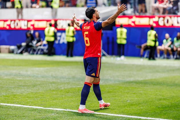 Spain vs Belgium - FIFA World Cup, WM, Weltmeisterschaft, Fussball 2026 - 10 07 2026 Mikel Merino of Spain celebrates his goal during the FIFA World Cup 2026 quarter finals match between Spain and Belgium at Los Angeles Stadium on July 10, 2026 in Inglewood, California, Estados Unidos Inglewood Estados Unidos Copyright: xPGSxPhotoxAgencyx