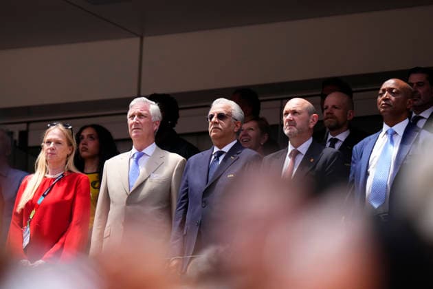 Fußball, FIFA WM 2026, Spanien - Belgien, Prominente auf der Tribüne #2 Spain v Belgium: Quarter Final - FIFA World Cup, WM, Weltmeisterschaft, Fussball 2026 Pascale Van Damme, President Belgium Football Association, King Philippe of Belgium, Shaikh Salman Bin Ebrahim Al Khalifa, FIFA Council Vice President and Rafael Louzan, President of the Royal Spanish Football Federation, attend during the FIFA World Cup 2026 Quarter Final match between Spain and Belgium at Los Angeles Stadium on July 10, 2026 in Inglewood, California. Inglewood CA United States  Copyright: xJosexBretonx originalFilename:bretonhernandez-spainvbe260709_npvRC.jpg