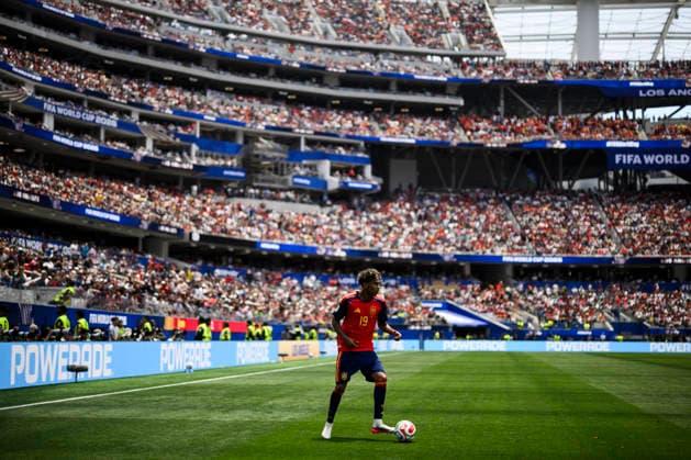 Spain v Belgium - FIFA World Cup, WM, Weltmeisterschaft, Fussball 2026 Lamine Yamal of Spain in action during the FIFA World Cup 2026 quarter final football match between Spain and Belgium. Inglewood United States Copyright: xNicolòxCampox