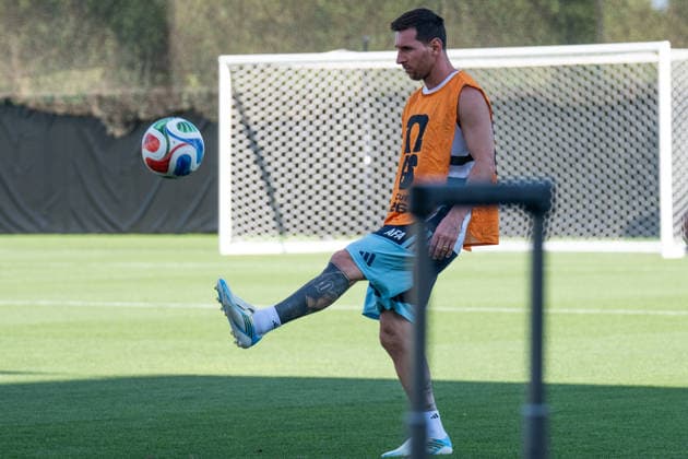 (260711) -- KANSAS CITY, July 11, 2026 -- Lionel Messi of Argentina attends a training session ahead of the quarterfinal between Argentina and Switzerland at the 2026 FIFA World Cup, WM, Weltmeisterschaft, Fussball in Kansas City, the United States, on July 10, 2026. ) (SP)U.S.-KANSAS CITY-FOOTBALL-FIFA WORLD CUP-TRAINING-TEAM ARGENTINA XiaoxYijiu 