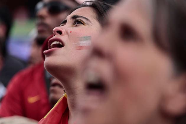 July 10, 2026, Mexico City, Cdmx, Mexico: The Spanish national team, Nationalteam beat Belgium 2oÃ¢1 in a thrilling match the Spaniards scored the winning goal just minutes before the final whistle. Fans from both nationsoÃ¢some Spanish, others BelgianoÃ¢gathered at the Fan Festival to watch the game alongside compatriots. They were joined by Mexicans in costume, including a Merlin the Duck figure, who cheered on the visiting fans as everyone shouted together for the goals, Spain s advancement to the next round, and the unfortunate defeat that ended Belgium s run in the 2026 FIFA World Cup, WM, Weltmeisterschaft, Fussball Mexico City Mexico  - ZUMAp204 20260710_zip_p204_031 Copyright: xJosuexPerezx Spain Defeats Belgium In The World Cup..  - ZUMA0861 0861304067st Copyright: xIMAGO JosuexPerezx
