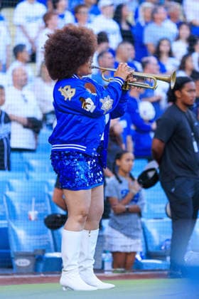 July 10, 2026, Los Angeles, California, USA: Tatiana Tate performs the national anthem prior to a a regular season MLB, Baseball Herren, USA game between the Los Angeles Dodgers and the Arizona Diamondbacks on Friday July 10, 2026 at Dodger Stadium in Los Angeles, California. Dodgers lose to Diamondbacks, 3-9. JAVIER ROJAS PI Los Angeles USA - ZUMAp124 20260710_zaa_p124_004 Copyright: xJavierxRojasx