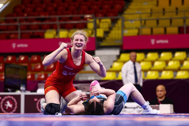 Ringen, U20 EM in Skopje U20 European Championships 62kg WW - Leonie Steigert (GER) df. Albina Kliefas (UKR) *** U20 European Championships, 62 kg Open Weight: Leonie Steigert (GER) def. Albina Kliefas (UKR) Copyright: xJakexKirkmanx xUnitedxWorldxWrestlingx Jake Kirkman United World Wrestling