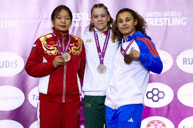 Ringen, U20 EM in Skopje U20 European Championships Podium 57kg WW - Gold: Dolzhon Tsyngueva (RUS), Bronze: Liliana Kapuvari (HUN), Fabiana Rinella (ITA) *** U20 European Championships Podium: 57kg Open Weight—Gold: Dolzhon Tsyngueva (RUS); Bronze: Liliana Kapuvari (HUN) and Fabiana Rinella (ITA) Copyright: xJakexKirkmanx xUnitedxWorldxWresx Jake Kirkman United World Wres