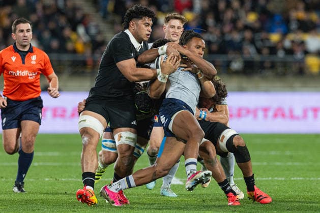 July 11, 2026, Wellington, Wellington City, New Zealand: Nations Championship 2026 - New Zealand vs. Italy: New Zealand v Italy: July 11th, 2026, Wellington, Wellington City, New Zealand: Malik Faissal ( 14 centre) of Italy struggles to evade the attentions of New Zealand player Wallace Sititi ( 6 left) during the Nations Championship 2026 fixture between the New Zealand and Italy at the Hnry Stadium in Wellington. Wellington New Zealand - ZUMAf189 20260711_zsp_f189_028 Copyright: xJamesxFoyx