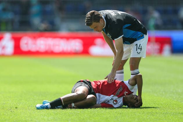 2026-07-11 Feyenoord v Club Brugge - Pre Season Friendly ROTTERDAM, NETHERLANDS - JULY 11: Bjorn Meijer of Club Brugge check the injury of Calvin Stengs of Feyenoord during the Pre Season Friendly match between Feyenoord and Club Brugge at Stadion Feijenoord on July 11, 2026 in Rotterdam, Netherlands. Rotterdam Stadion Feijenoord Netherlands Content not available for redistribution in The Netherlands directly or indirectly through any third parties. Copyright: xHansxvanxderxValkx
