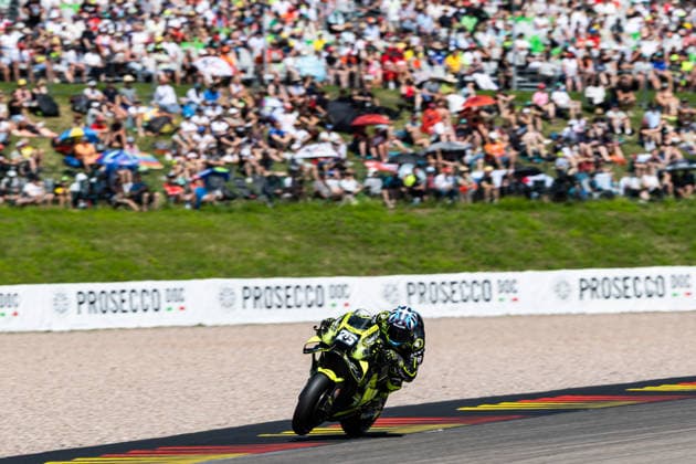 GER, Großer Preis von Deutschland, MotoGP. 11. Lauf, FIM Motorrad-Weltmeisterschaft. 11.07.2026, Sachsenring, Hohenstein-Ernstthal, GER, Großer Preis von Deutschland, MotoGP. 11. Lauf, FIM Motorrad-Weltmeisterschaft. 25, Raul Fernandez, SuperFile Trackhouse MotoGP Team Â Foto: Alexander Trienitz Hohenstein-Ernstthal Sachsenring Sachsen Deutschland *** GER, German Grand Prix, MotoGP Round 11, FIM Motorcycle World Championship, July 11, 2026, Sachsenring, Hohenstein Ernstthal, GER, German Grand Prix, MotoGP Round 11, FIM Motorcycle World Championship 25, Raul Fernandez, SuperFile Trackhouse MotoGP Team Photo by Alexander Trienitz, Hohenstein Ernstthal, Sachsenring, Saxony, Germany