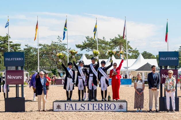 260711 The Danish team celebrates after FEI Dressage Nations Cup Grand Prix during the Falsterbo Horse Show on July 11, 2026 in Falsterbo. Photo: Christian Örnberg BILDBYRAN COP 166 CO0710 ridsport equestrian falsterbo horse show ridsportlaget bbeng FEI Dressage Nations Cup Grand Prix jubel *** July 11, 2026 The Danish team celebrates after the FEI Dressage Nations Cup Grand Prix during the Falsterbo Horse Show on July 11, 2026 in Falsterbo. Photo by Christian Örnberg, BILDBYRAN COP 166 CO0710 equestrian sports Falsterbo Horse Show the equestrian team bbeng FEI Dressage Nations Cup Grand Prix celebration  Copyright: CHRISTIANxÖRNBERG BB260711CO123