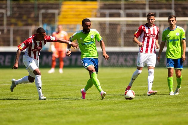 11.07.2026, Fussball, Saison 2026 2027, Testspiel, FC Gütersloh - FC Schalke 04, Moussa Sylla (FC Schalke 04). Gütersloh Stadion am Heidewald NRW Deutschland xRHR-FOTO YYx *** July 11, 2026, Soccer, 2026–2027 Season, Friendly Match, FC Gütersloh vs. FC Schalke 04, Moussa Sylla, FC Schalke 04, Gütersloh, Stadion am Heidewald, North Rhine-Westphalia, Germany, xRHR PHOTO YYx Copyright: RHR-FOTOx RHR-FOTO YY