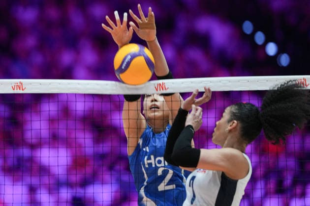 RECORD DATE NOT STATED Volleyball Nations League Hong Kong 2026 - Day 4 Niverka Marte (No.7) from team Dominican Republic and Zhuang Yushan (No.2) from team China during the match between Dominican Republic and China at Volleyball Nations League Hong Kong 2026 on July 11, 2026 in Hong Kong. (Photo by Ellan Mad Nexpher Images) Hong Kong