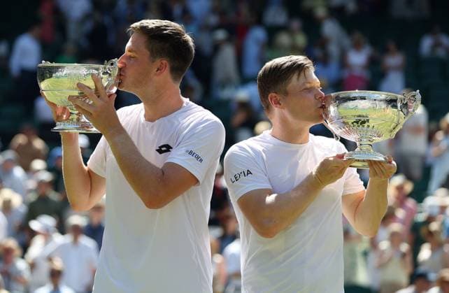 Harri Heliovaara and Henry Patten celebrate winning the Gentleman s Doubles final Wimbledon Tennis Championships, Day 13, The All England Lawn Tennis and Croquet Club, London, UK - 11 Jul 2026London The All England Lawn Tennis and United Kingdom  Copyright: xKieranxMcManus Shutterstockx 16981032az
