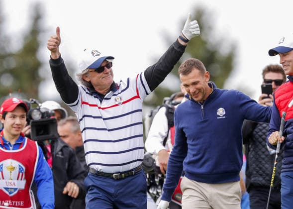 USA GOLF RYDER CUP 2016 Ryder Cup 2016 epa05559307 US actor Kurt Russell (L) and retired Ukrainian soccer player Andriy Shevchenko (R) participate in a Celebrity Match during activities at the 2016 Ryder Cup at Hazeltine National Golf Club in Chaska, Minnesota, USA, 27 September 2016. The Ryder Cup 2016 runs from 29 September to 02 October. CHASKA United States  Copyright: xERIKxS.xLESSERx