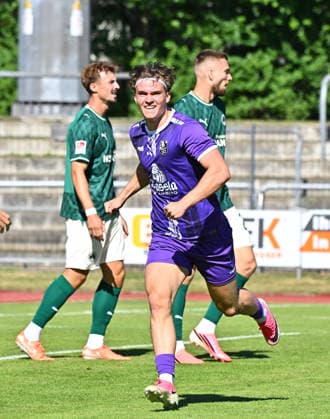 11.07.2026 - Fussball - Saison 2026 2027 - Testspiel Freundschaftsspiel - FC Eintracht Bamberg - SpVgg Greuther Fürth ( Kleeblatt ) - - Sportfoto Zink MeZi - xmexzix - regulations prohibit any use of photographs as image sequences and or quasi-video - only for editorial use - Torjubel Jubel Freude nach Treffer Tor Torschuß zum 1:0 durch Tim Gensichen (9, FC Eintracht Bamberg ) *** July 11, 2026 Soccer Season 2026–2027 Exhibition Match Friendly Match FC Eintracht Bamberg vs. SpVgg Greuther Fürth Kleeblatt Sports Photo by Zink MeZi xmexzix Regulations prohibit any use of photographs as image sequences and or quasi-video; for editorial use only. Goal celebrationCelebration, joy after a goal, shot on goal for the 1–0 by Tim Gensichen 9, FC Eintracht Bamberg