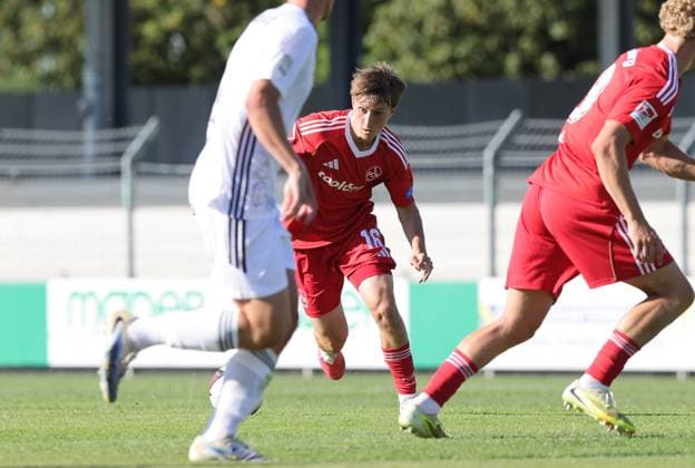 11.07.2026 - Fussball - Saison 2026 2027 - Testspiel Freundschaftsspiel Vorbereitungsspiel: SpVgg Ansbach 09 - 1. FC Nürnberg Nuernberg FCN ( Club ) - Sportfoto Zink DaMa - xdaxmax - Marko Soldic (16, 1. FC Nürnberg FCN ) im Angriff *** July 11, 2026 Soccer Season 2026–2027 Exhibition Match Friendly Match Preseason Match SpVgg Ansbach 09 1 FC Nuremberg Nuremberg FCN Club Sports Photo Zink DaMa xdaxmax Marko Soldic 16, 1 FC Nürnberg FCN on the attack