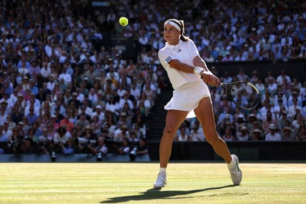 Karolina Muchova during the Ladies Singles final Wimbledon Tennis Championships, Day 13, The All England Lawn Tennis and Croquet Club, London, UK - 11 Jul 2026London The All England Lawn Tennis and United Kingdom  Copyright: xEllaxLing Shutterstockx 16981031aw