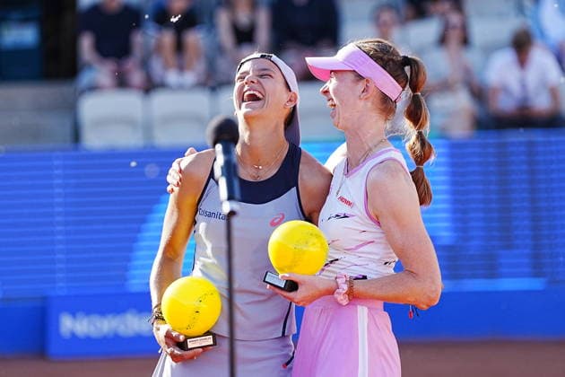 Emiliana Arango (Colombia) and Simona Waltert (Switzerland) celebrate their victory over Elixane Lechemia (France) and Alicia Barnett (Great Britain) in the women s doubles final during the Nordea Open tennis tournament in Bastad, Sweden July 11, 2026. BASTAD SWEDEN x9200x *** Emiliana Arango of Colombia and Simona Waltert of Switzerland celebrate their victory over Elixane Lechemia of France and Alicia Barnett of Great Britain in the women’s doubles final during the Nordea Open tennis tournament in Bastad, Sweden, on July 11, 2026. BASTAD, SWEDEN x9200x  Copyright: xBjörnxLarssonxRosvall TT TTx NORDEA OPEN TENNIS TOURNAMENT 2026