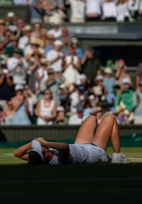 Tennis - Wimbledon Championship 2026 - Day 13 LONDON, ENGLAND - Saturday, July 11, 2026: Linda Noskova (CZE) celebrates after winning the Ladies Singles Final match on Day Thirteen of The Championships Wimbledon 2026 at the All England Lawn Tennis and Croquet Club. (Photo by Kirsten Holst Propaganda) LONDON All England Lawn Tennis and Croq GREATER LONDON ENGLAND  Copyright: xKirstenxHolstx 2026-07-11-077-Wimbledon_Day_13