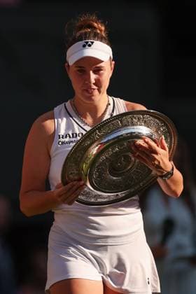 Linda Noskova celebrates victory in the Ladies Singles final Wimbledon Tennis Championships, Day 13, The All England Lawn Tennis and Croquet Club, London, UK - 11 Jul 2026London The All England Lawn Tennis and United Kingdom  Copyright: xEllaxLing Shutterstockx 16981031co