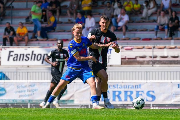 Deutschland: Fussball Regionalliga, 3. Liga, Saison 2026 27, Testspiel, SV Atlas Delmenhorst vs TSV Havelse, 11.07.2026, Städtisches Stadion an der Düsternortstraße (Delmenhorst, Niedersachsen) Fin Tiedeken (SV Atlas Delmenhorst, 7) Semi Belkahia (TSV Havelse, 6) *** German Regional League (3rd Division), 2026–27 Season, Friendly Match, SV Atlas Delmenhorst vs. TSV Havelse, July 11, 2026, Municipal Stadium on Düsternortstraße, Delmenhorst, Lower Saxony; Fin Tiedeken (SV Atlas Delmenhorst), 7; Semi Belkahia (TSV Havelse), 6 Copyright: xLeonxFrickx