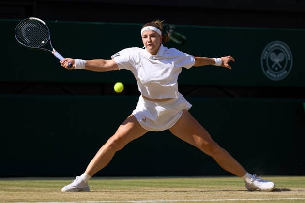 2026 Wimbledon, July 11, Ladies Final LONDON, - JULY 11: Karolina Muchova of the Czech Republic plays a shot against Linda Noskova of the Czech Republic during the 2026 Wimbledon, July 11, Ladies Final at The all England club, Wimbledon on July 11, 2026 in London, GBR. London The all England club, Wimbledon GBR Copyright: xPeterxvanxdenxBerg ISIxPhotosx 9498