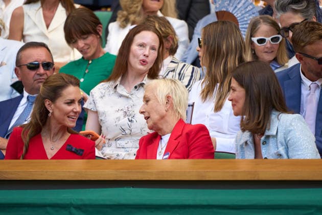 2026 Wimbledon, July 11, Ladies Final LONDON, - JULY 11: Her Royal Highness Princess Catherine of Wales talks to Martina Navratilova and Julia Lemigova as they watch Linda Noskova of the Czech Republic play a against Karolina Muchova of the Czech Republic during the 2026 Wimbledon, July 11, Ladies Final at The all England club, Wimbledon on July 11, 2026 in London, GBR. London The all England club, Wimbledon GBR Copyright: xPeterxvanxdenxBerg ISIxPhotosx 9498