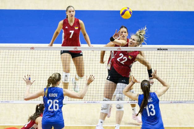 Serbia v Germany - Women s Volleyball Nations League BELGRADE, SERBIA - JULY 11: A. Zubic (13) of Serbia in action against M. Strubbe (22) of Germany during the 2026 FIVB Volleyball Women s Nations League match between the Serbia and Germany in Belgrade, Serbia, on July 11, 2026. Filip Stevanovic Anadolu Belgrade Serbia. Editorial use only. Please get in touch for any other usage.  Copyright: x2026xAnadoluxFilipxStevanovicx