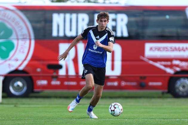 15 Sebastian Boltersdorf (Hamburger SV U21, U 21 Fußball I Herren I Testspiel I Saison 2026-2027 I Rot-Weiß Oberhausen - Hamburger SV U21 I 11.07.2026 I Sportplatz Eicklingen *** 15 Sebastian Boltersdorf Hamburger SV U21 Soccer I Men s I Friendly Match I 2026–2027 Season I Rot Weiß Oberhausen Hamburger SV U21 I July 11, 2026 I Eicklingen Sports Field