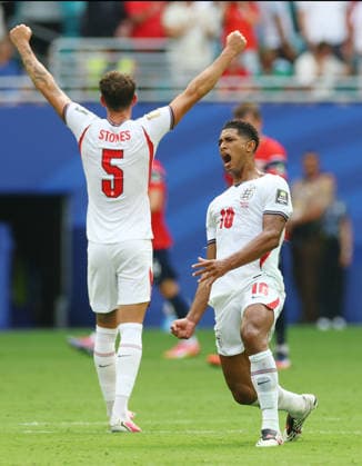 England s Jude Bellingham (10) celebrates with teammate John Stone after scoring a goal against Norway in the first half of a Quarter-final FIFA World Cup, WM, Weltmeisterschaft, Fussball match at Miami Stadium in Miami, Florida, on Saturday, July 11, 2026.  MIA20260711811 CHRISTIANxBRUNSKILL