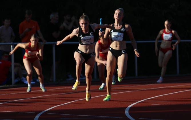 Norddeutsche Leichtathletik-Meisterschaften in Bremen: Die Staffel vom SCC Berlin siegte über 4x100 Meter bei den Frauen. *** North German Track and Field Championships in Bremen: The SCC Berlin women s relay team won the 4x100-meter race