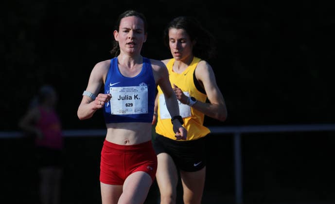 Norddeutsche Leichtathletik-Meisterschaften in Bremen: Julia Kümpers (LAC Kronshagen) siegte über 5000 Meter der Frauen. *** North German Track and Field Championships in Bremen: Julia Kümpers of LAC Kronshagen won the women s 5,000-meter race