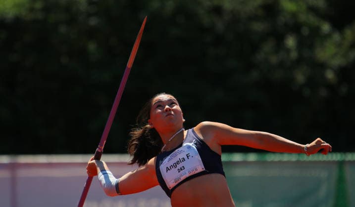 Norddeutsche Leichtathletik-Meisterschaften in Bremen: Angela Förster (Hamburg Athletics) wird zweite im Speerwurf der Frauen. *** North German Track and Field Championships in Bremen: Angela Förster of Hamburg Athletics Takes Second Place in the Women s Javelin Throw