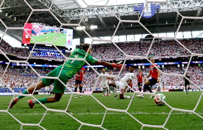 FIFA World Cup, WM, Weltmeisterschaft, Fussball 2026 quarterfinals - Norway vs England Jude Bellingham (C) of England scores his second goal during the FIFA World Cup 2026 quarterfinals match Norway against England, in Miami, USA, 11 July 2026. MIAMI United States  Copyright: xRONALDxWITTEKx