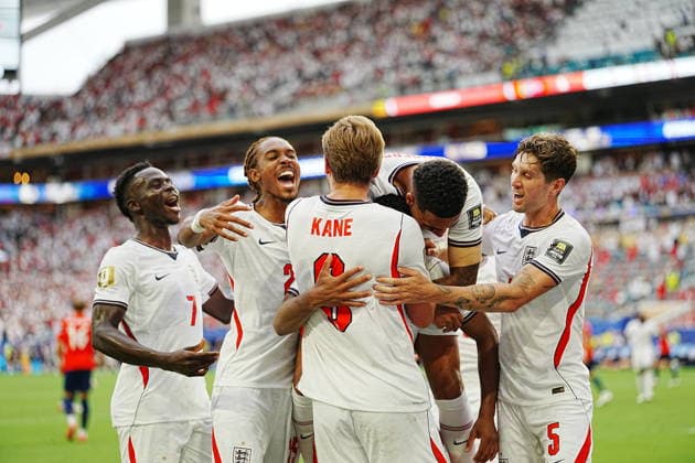 Norway v England - FIFA World Cup, WM, Weltmeisterschaft, Fussball 2026 - Quarter Finals MIAMI GARDENS, FLORIDA - JULY 11: Players of England celebrate Jude Bellingham s (10) goal during the 2026 FIFA World Cup quarterfinal match between Norway and England at Miami Stadium in Miami Gardens, Florida, United States, on July 11, 2026. Evrim Aydin Anadolu Miami Gardens United States. Editorial use only. Please get in touch for any other usage.  Copyright: x2026xAnadoluxEvrimxAydinx