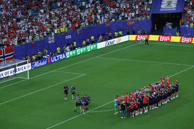 FIFA World Cup, WM, Weltmeisterschaft, Fussball 2026 quarterfinals - Norway vs England Players of Norway greet their supporters after losing the FIFA World Cup 2026 quarterfinals match Norway against England, in Miami, Florida, USA, 11 July 2026. MIAMI United States  Copyright: xCRISTOBALxHERRERA-ULASHKEVICHx
