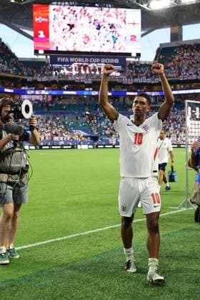 Jude Bellingham of England celebrates at full time England v Norway, 2026 FIFA World Cup, WM, Weltmeisterschaft, Fussball Quarter-final, Football, Miami Stadium, Miami, Florida, USA - 11 Jul 2026Miami Miami Stadium Florida (FL) United States of America  Copyright: xMichaelxZemanek Shutterstockx 16986212el