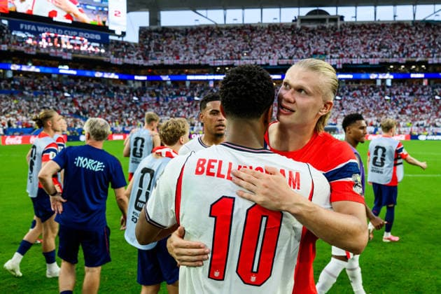 260711 Jude Bellingham of England and Erling Braut Haaland of Norway after the FIFA World Cup, WM, Weltmeisterschaft, Fussball 2026 quarter-final football match between Norway and England on July 11, 2026 in Miami. Photo: Vegard Grott BILDBYRAN kod VG VG0992 bbeng fotboll football soccer fotball vm fotbolls-vm fotball-vm fotbolls-vm 2026 fifa world cup 2026 kvartfinale kvartsfinal quarterfinal quarter-final england norge norway *** July 11, 2026: Jude Bellingham of England and Erling Braut Haaland of Norway after the 2026 FIFA World Cup quarterfinal soccer match between Norway and England on July 11, 2026 in Miami. Photo by Vegard Grott, BILDBYRAN. Code: VG VG0992 bbeng soccer football fotball World Cup soccer World Cup fotball World Cup soccer World Cup 2026 FIFA World Cup 2026 quarterfinal quarterfinals quarterfinal quarter final England Norway  Copyright: VEGARDxGRoTT BB260711VG083