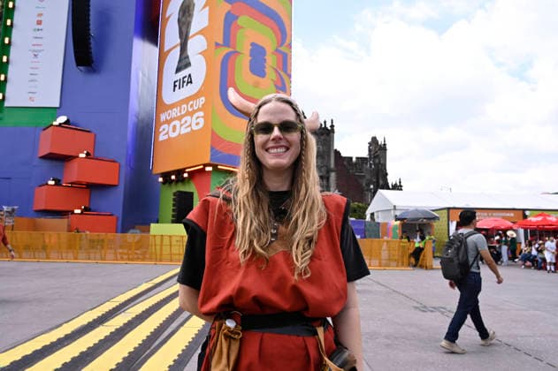 Norway v England FIFA Fan Festival - FIFA World Cup, WM, Weltmeisterschaft, Fussball 2026 A Norway football fan supports her national team, Nationalteam while attending the FIFA World Cup Fan Festival in Mexico City to watch the FIFA World Cup 2026 quarter-final match between England and Norway on a giant screen on July 11, 2026, in Mexico City, Mexico. (Photo by Carlos Tischler Eyepix Group) Copyright: xCarlosxTischler EyepixxGroupx CT_11072026_192704