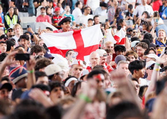 July 11, 2026, Vancouver, British Columbia, Canada: Supporters of England attend the FIFA Fan Festival Vancouver at PNE of the FIFA World Cup, WM, Weltmeisterschaft, Fussball 2026 Quarter Finals match between Norway and England. World Cup 2026: Quarter Final: Norway 1:2 England: FIFA FAN FESTIVAL  - ZUMAc132 20260711_fap_c132_003 Copyright: xAndrewxChinx