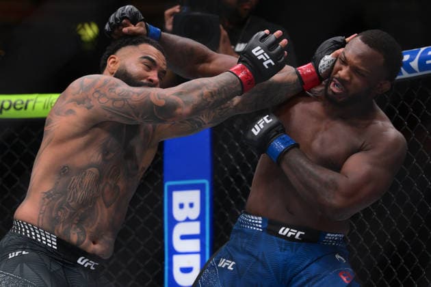 July 11, 2026, Las Vegas, Nevada, USA: GABLE STEVESON defeated ELISHA ELLISON by TKO (strikes) at 2:32 of Round 1.during UFC 329 at the T-Mobile Arena in Las Vegas. Las Vegas USA - ZUMAo117 20260711_zsp_o117_053 Copyright: xMikaelxOnax