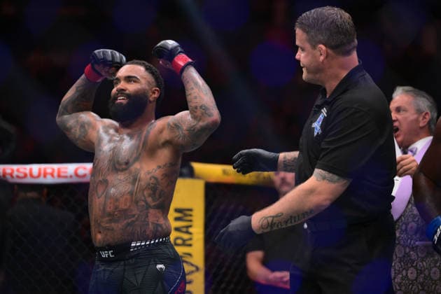 July 11, 2026, Las Vegas, Nevada, USA: GABLE STEVESON defeated ELISHA ELLISON by TKO (strikes) at 2:32 of Round 1.during UFC 329 at the T-Mobile Arena in Las Vegas. UFC 329: Gable Steveson Defeated Elisha Ellison By TKO  - ZUMAo117 20260711_zsp_o117_065 Copyright: xMikaelxOnax