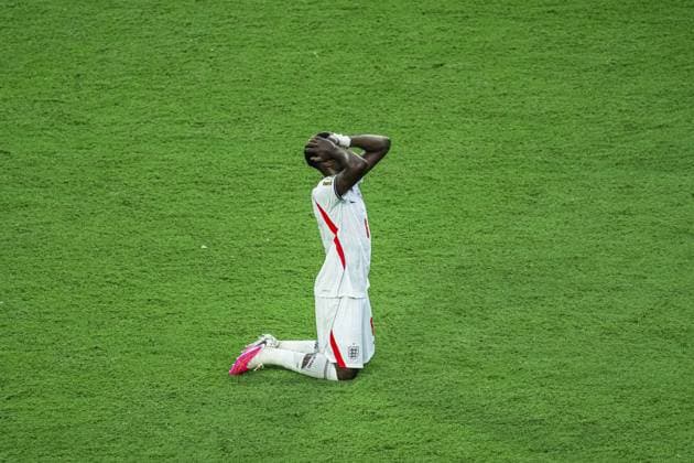 Marc Guéhi of England reacts after their win during the FIFA World Cup, WM, Weltmeisterschaft, Fussball 2026 Quarter-final match between Norway and England at Miami Stadium on July 11th,2026 (Photo by Joao Bravo Sports Press Photo)  Copyright: xJoaoxBravo SportsxPressxPhotox Sportspressphoto_SPR189363