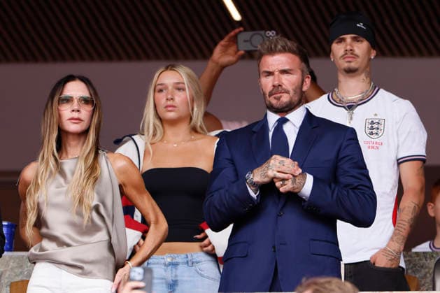 Norway v England: Quarter Final - FIFA World Cup, WM, Weltmeisterschaft, Fussball 2026 Victoria Beckham, Harper Beckham, Sir David Beckham and Romeo Beckham in the stand during the FIFA World Cup 2026 Quarter Final match between Norway and England at Miami Stadium on July 11, 2026 in Miami Gardens, United States. Miami Gardens Miami Stadium FL United States Copyright: xAllstarxPicturexLibraryxLtdx