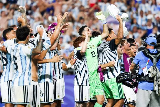 RECORD DATE NOT STATED FIFA World Cup, WM, Weltmeisterschaft, Fussball 2026 - Quarterfinals - Argentina v Switzerland Argentina players celebrate their 3 1 victory over Switzerland after the FIFA World Cup quarterfinal at Kansas City Stadium, in Missouri, United States, on Saturday, July 11, 2026.(Foto: Vanessa Carvalho Brazil Photo Press IMAGO) Sports Copyright: xVanessaxCarvalhox