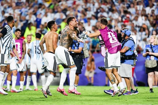 RECORD DATE NOT STATED FIFA World Cup, WM, Weltmeisterschaft, Fussball 2026 - Quarterfinals - Argentina v Switzerland Argentina players celebrate their 3 1 victory over Switzerland after the FIFA World Cup quarterfinal at Kansas City Stadium, in Missouri, United States, on Saturday, July 11, 2026.(Foto: Vanessa Carvalho Brazil Photo Press IMAGO) Sports Copyright: xVanessaxCarvalhox